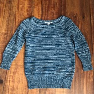 Scoop neck Sweater